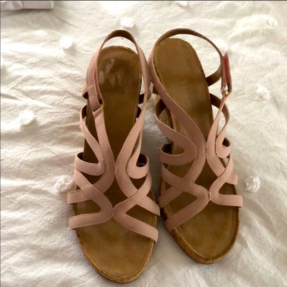 NWOT wedges